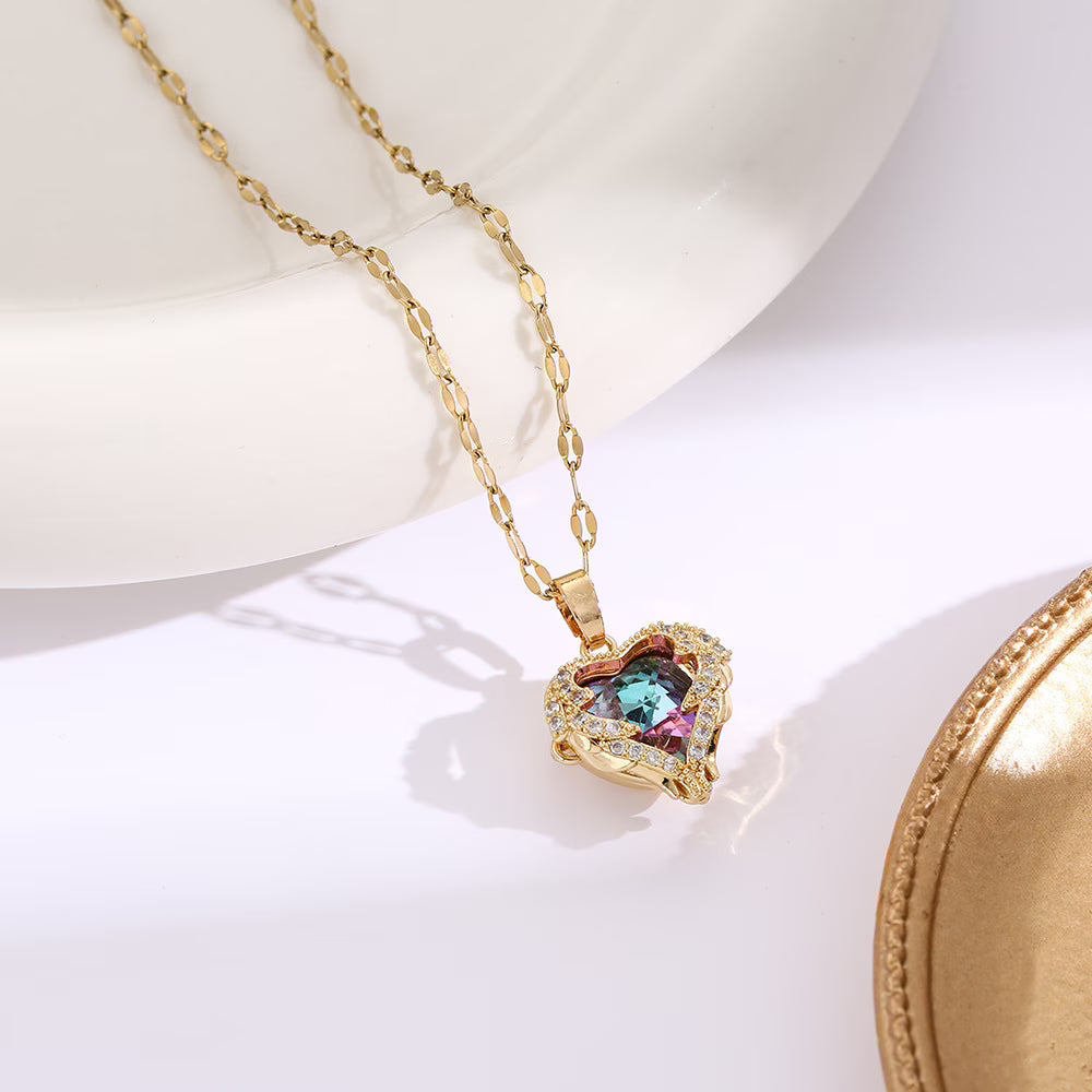 American Cross-Border Ocean Heart Colorful Water Golden Pendant Necklace for Women, Elegant Clavicle Chain
