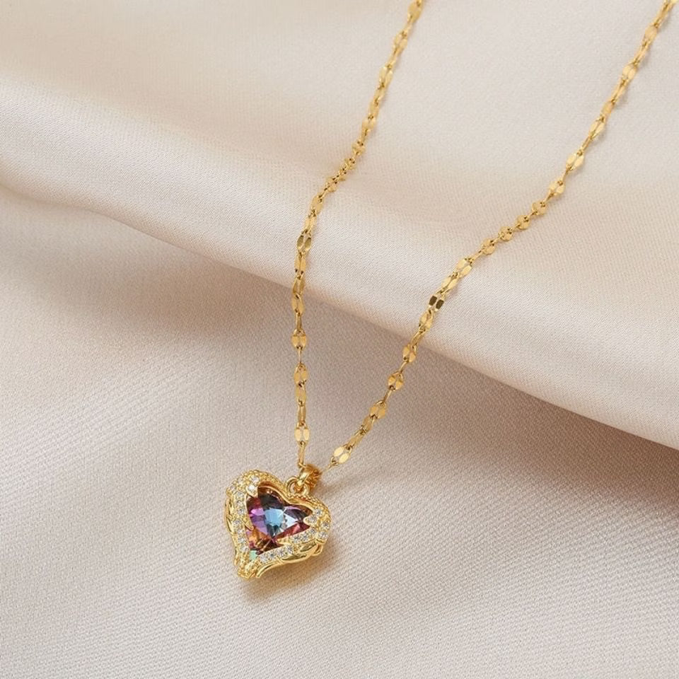 American Cross-Border Ocean Heart Colorful Water Golden Pendant Necklace for Women, Elegant Clavicle Chain